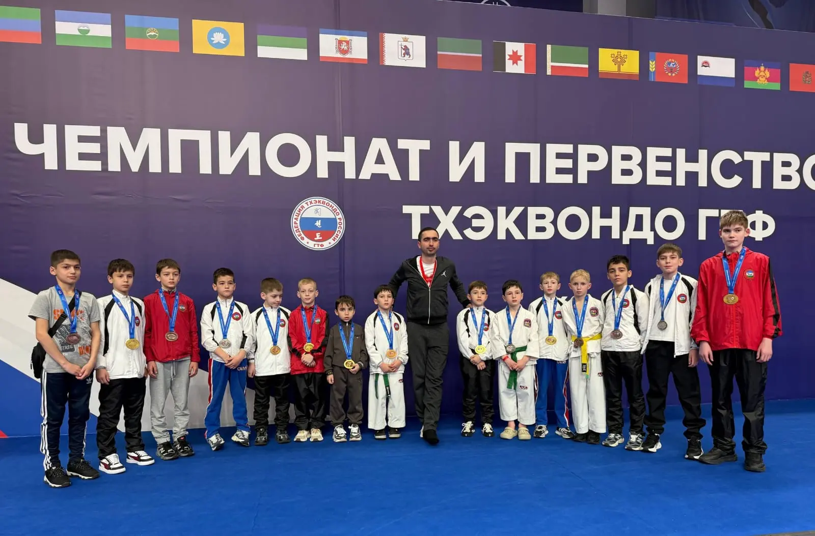 Спортсмены Кабардино-Балкарии завоевали 14 медалей на чемпионате и первенстве России по тхэквондо