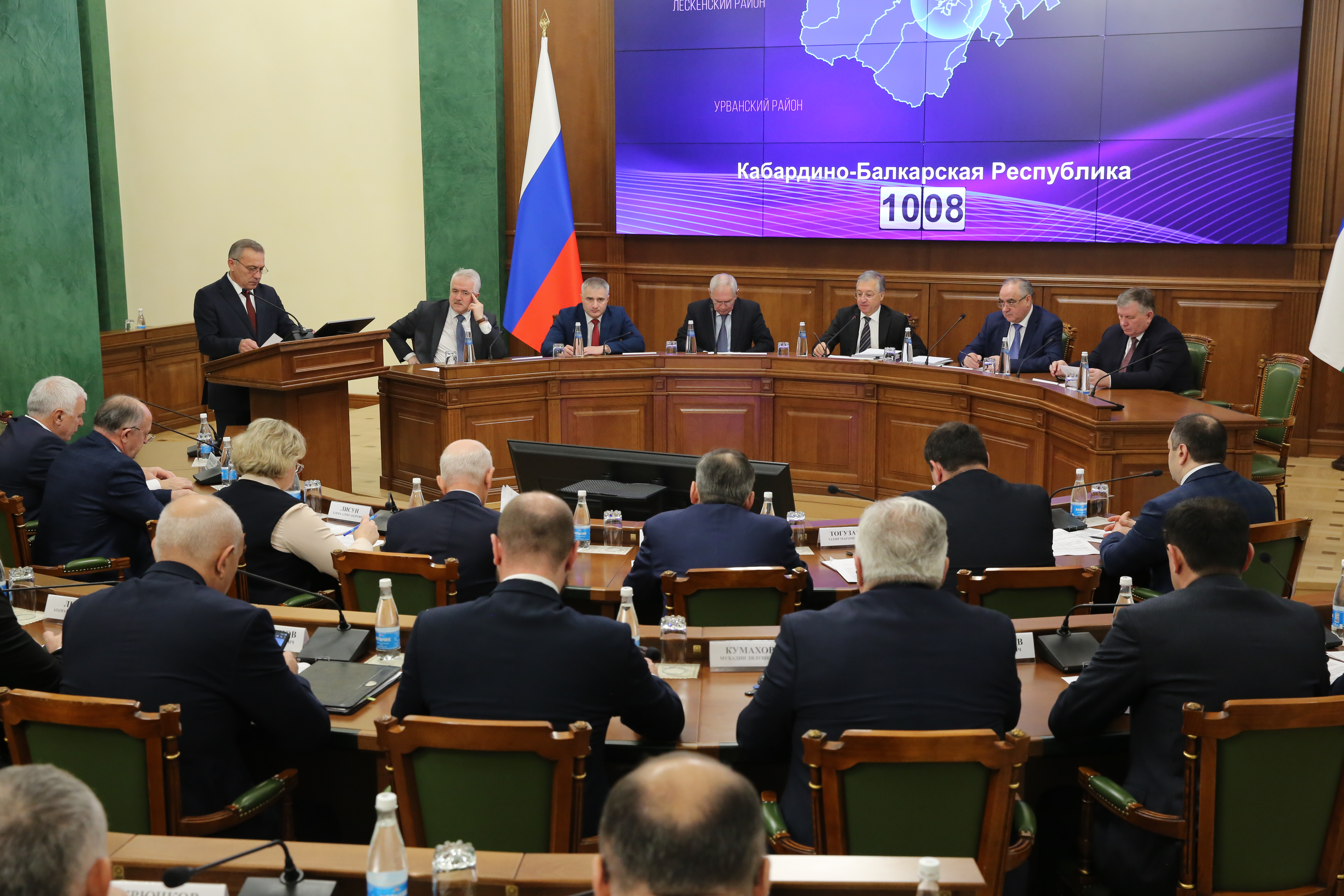 Алий Мусуков провел заседание Правительства КБР