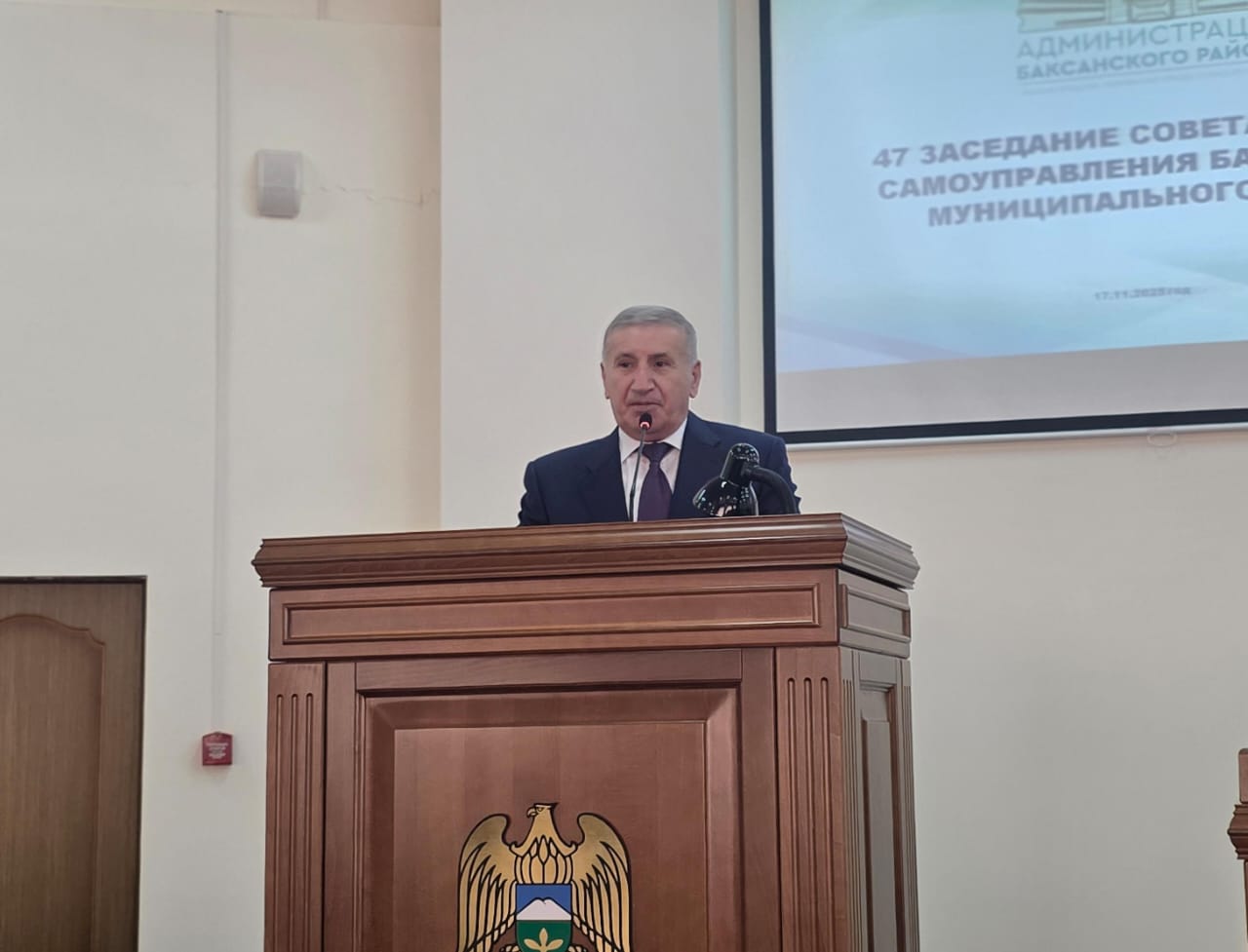 Адиб Абрегов — исполняющий обязанности главы администрации Баксанского района