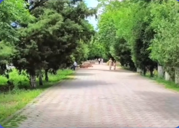 В Прохладном продолжается благоустройство Верхнего парка в рамках национального проекта «Инфраструктура для жизни»