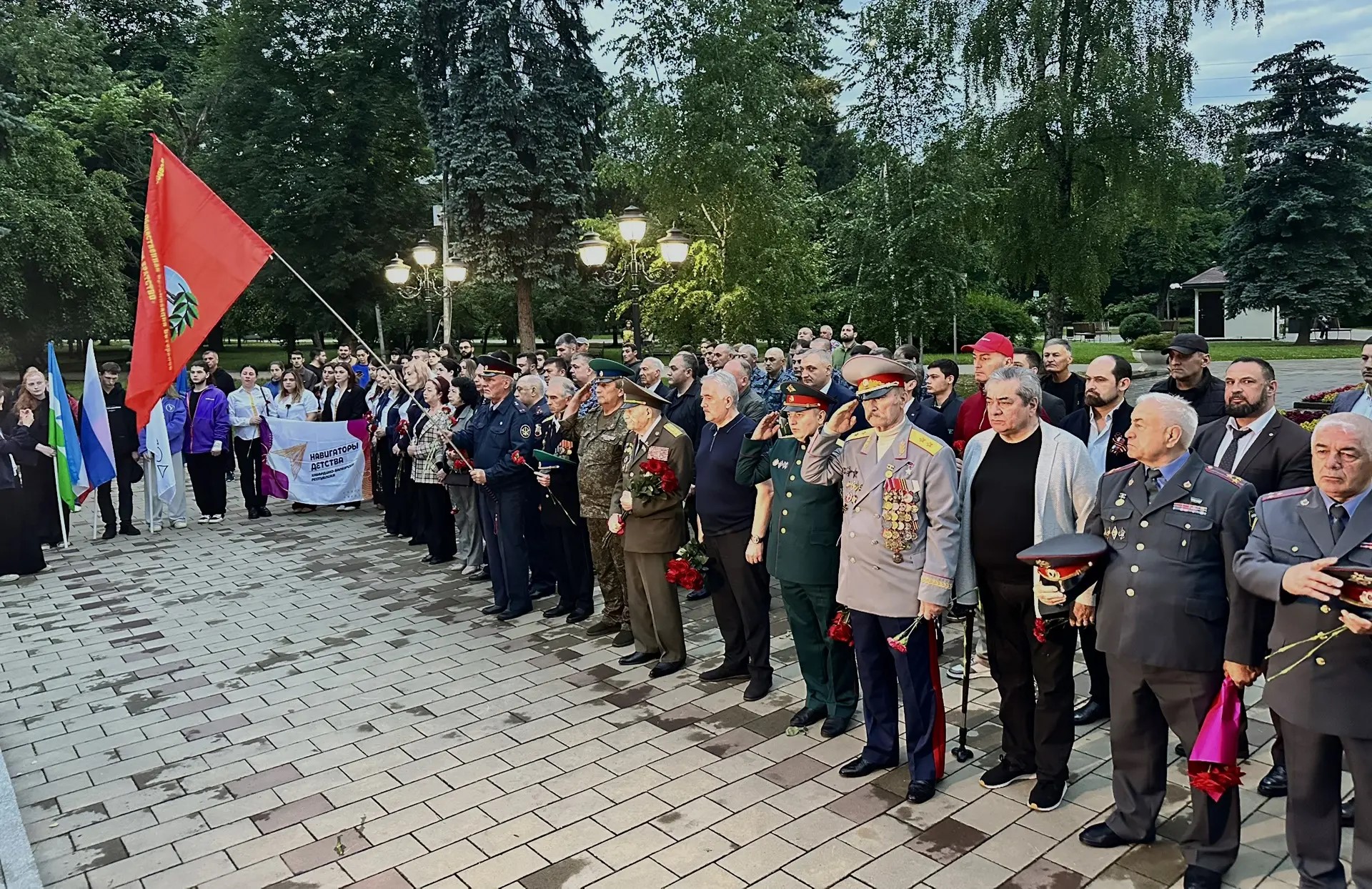 В Кабардино-Балкарии прошла Всероссийская акция «Свеча памяти»: республика зажгла огни в память о павших героях