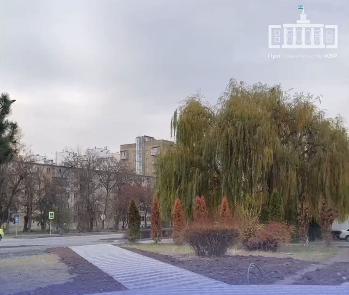 В Нальчике благоустраивают сквер на пересечении улиц Кабардинской и Осетинской