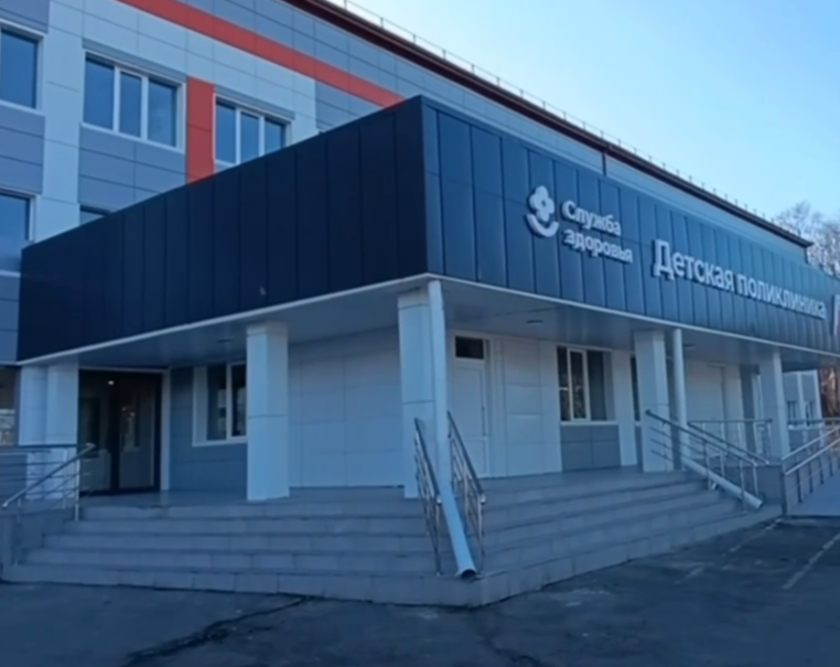 В Нальчике завершили капитальный ремонт детской поликлиники