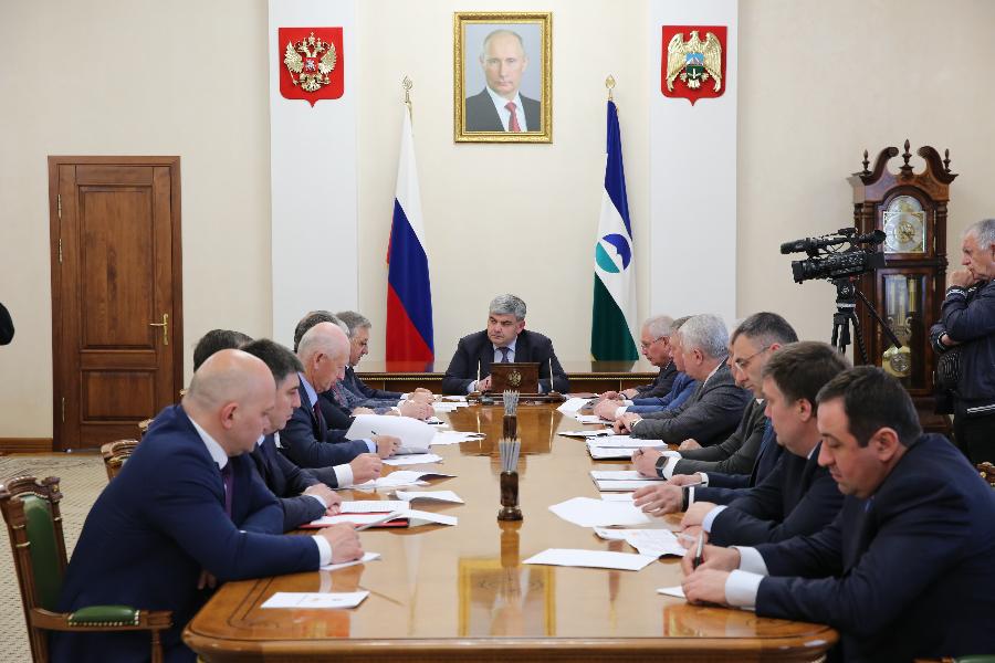 Казбек Коков провел совещание с Правительством КБР по стратегическому развитию региона